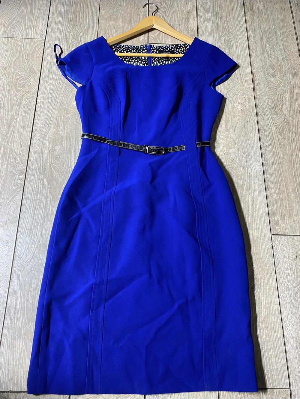 Tahari Arthur S. Levine Blue Sheath Dress Size 4 with Black Belt Career Workwear